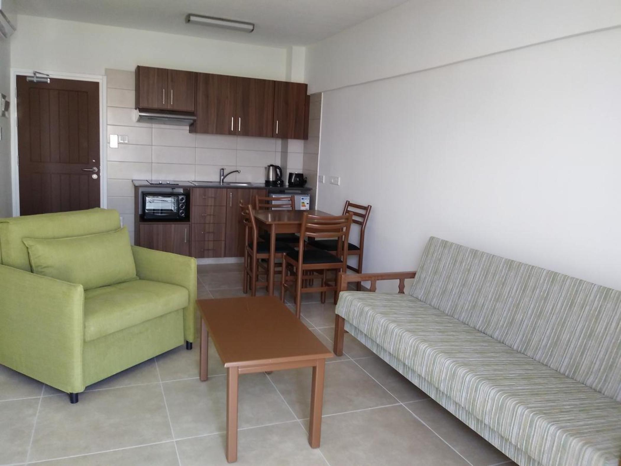 Livas Hotel Apartments Pernera Luaran gambar